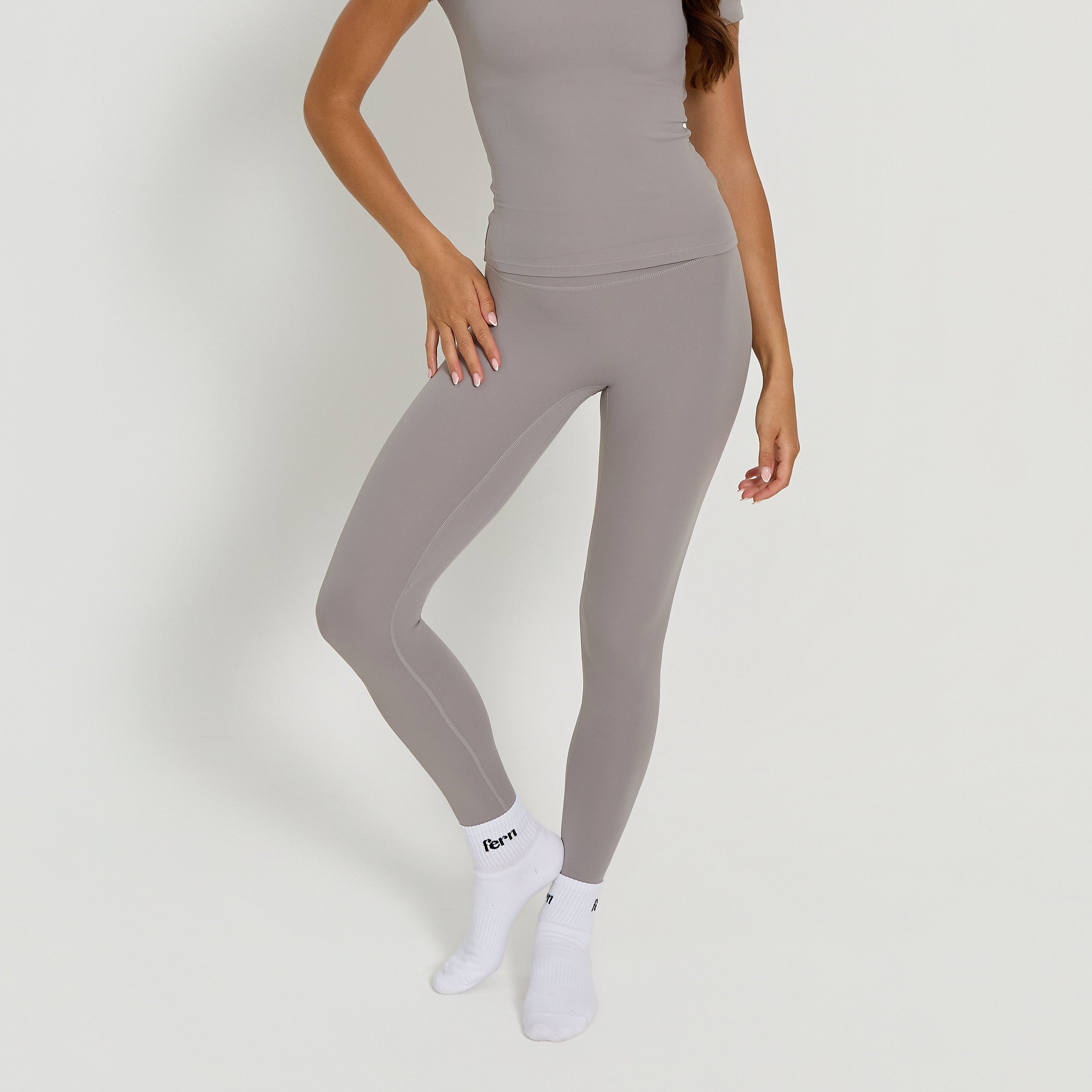 Grey d