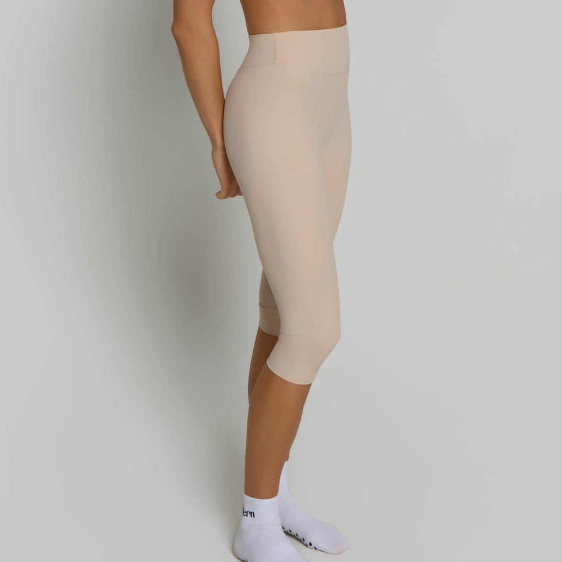 Capri Leggings - Tan