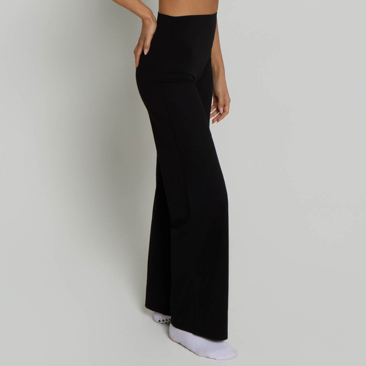 Flared Leggings - Shadow Black